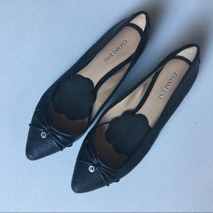 Black Gianni Bini flats size 8.5